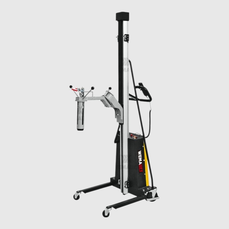 E150 Light Duty Electric Stacker