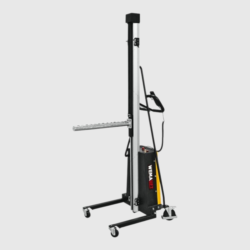 E150 Light Duty Electric Stacker